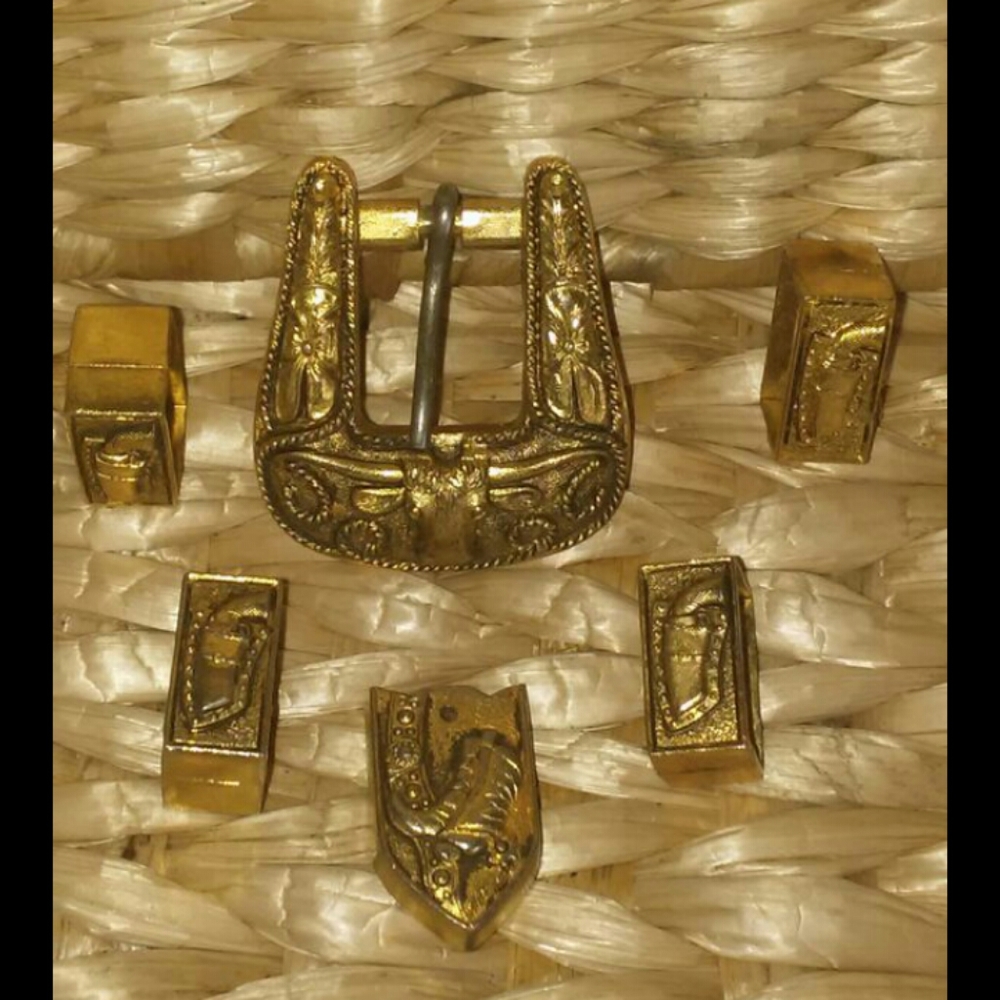 Vtg Belt Buckle pcs...no belt